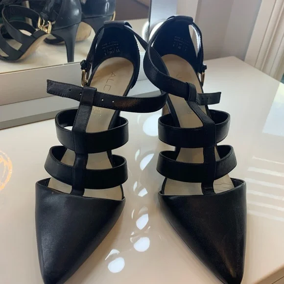 ALDO Heels - Picture 2 of 3